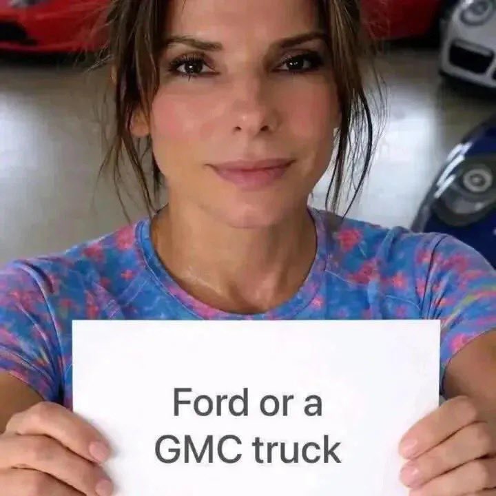 Sandrabullbfans's tweet photo. Should I stop giving out truck and package dear https://t.co/N6tSjPDJR3
