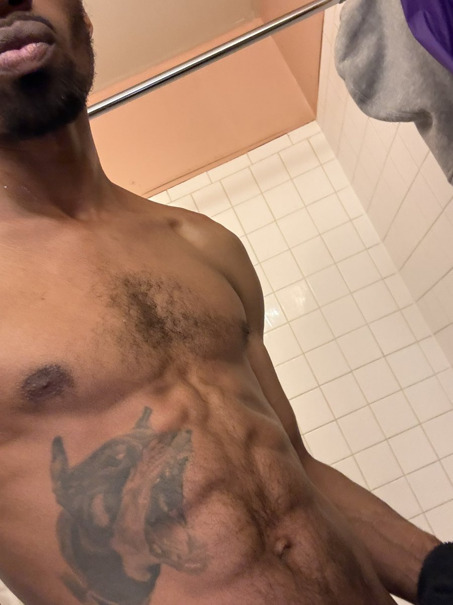 mstr_hung's tweet photo. Where’s the betas and cashfags that’s gonna fund my day . Be a good wallet for a black master .

#Findom #Bnwo #cashmaster #bbc #finsubs #beta #humanatm #paypigs #submit https://t.co/GryXWgyOUm