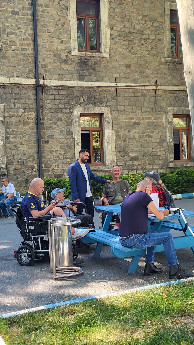 Halilerat8's tweet photo. Hayat aslında çok basit. Ona ne kadar anlam katarsan, o kadar güzelleşir. Çünkü güzel bir hayat, anlam verdiğin şeylerle oluşur.
#iyigeceler https://t.co/st7zuKCfMO