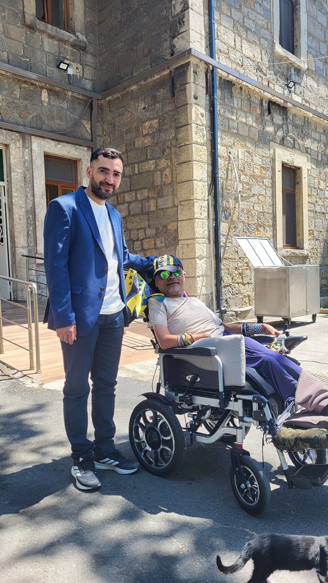 Halilerat8's tweet photo. Hayat aslında çok basit. Ona ne kadar anlam katarsan, o kadar güzelleşir. Çünkü güzel bir hayat, anlam verdiğin şeylerle oluşur.
#iyigeceler https://t.co/st7zuKCfMO
