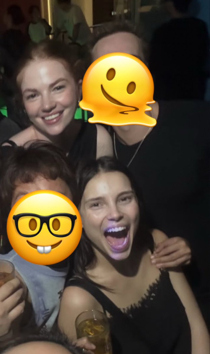 KillingVOksana's tweet photo. What if in an upcoming film #Invertigo we will see a kiss between #CearaCoveney and #IndeNavarette ,it would be happy ending. English version of #EleniAnna #wlw #sapphic https://t.co/cLeqo04IWv