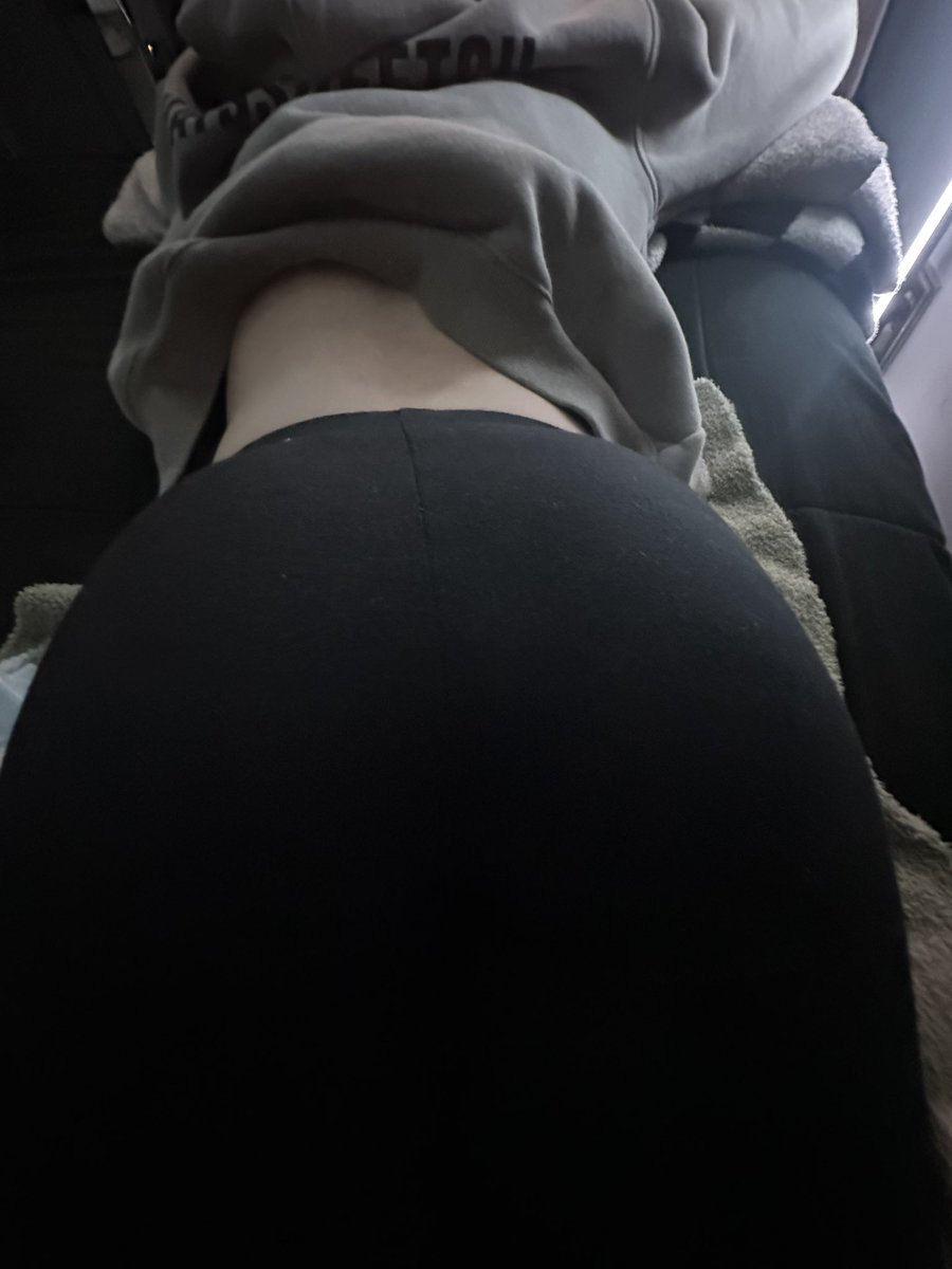 slimthickk9999's tweet photo. capped my gf 🤩😋 dm for more https://t.co/SUAq1Jlmmj