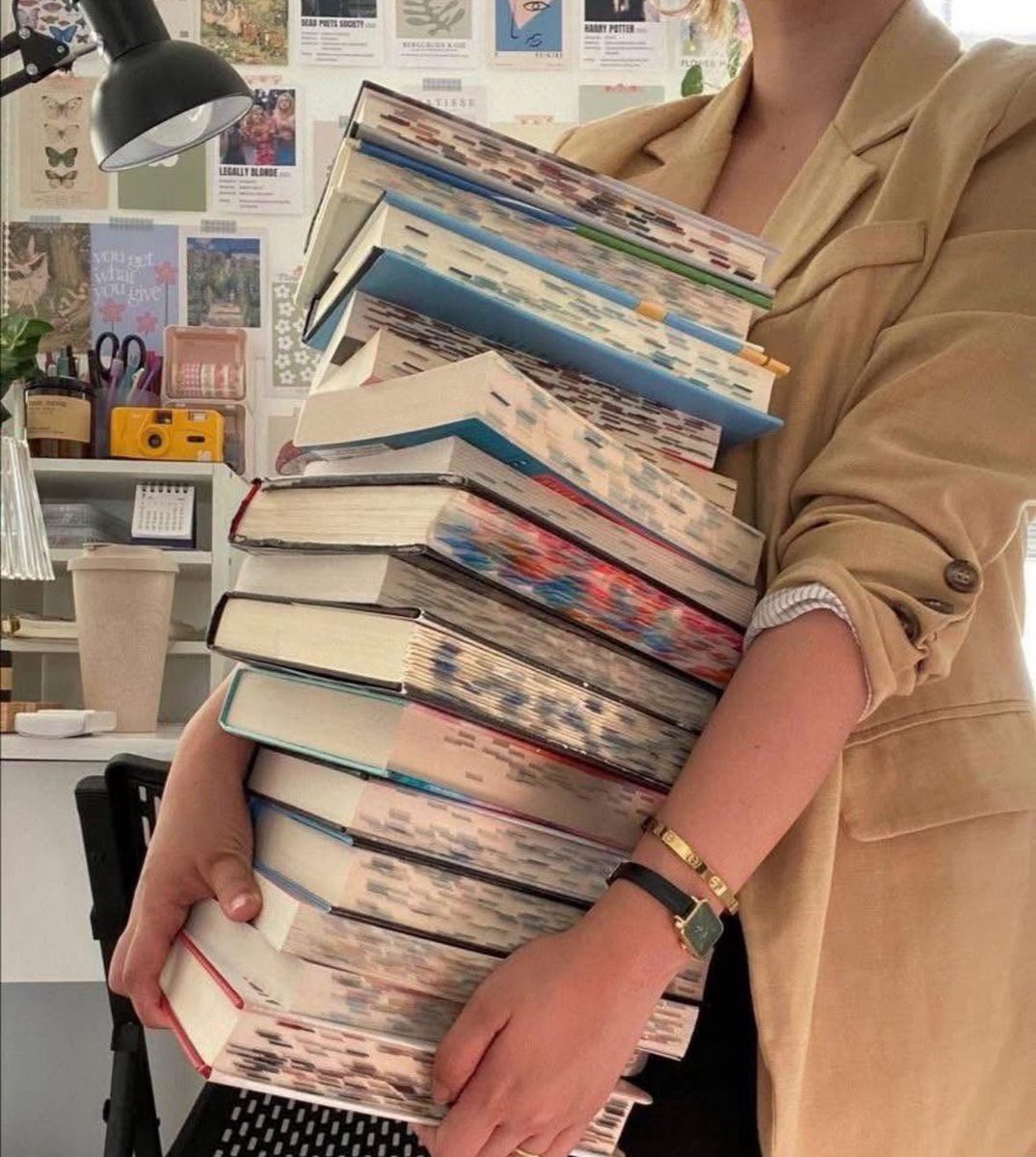 Amor por los libros tweet media