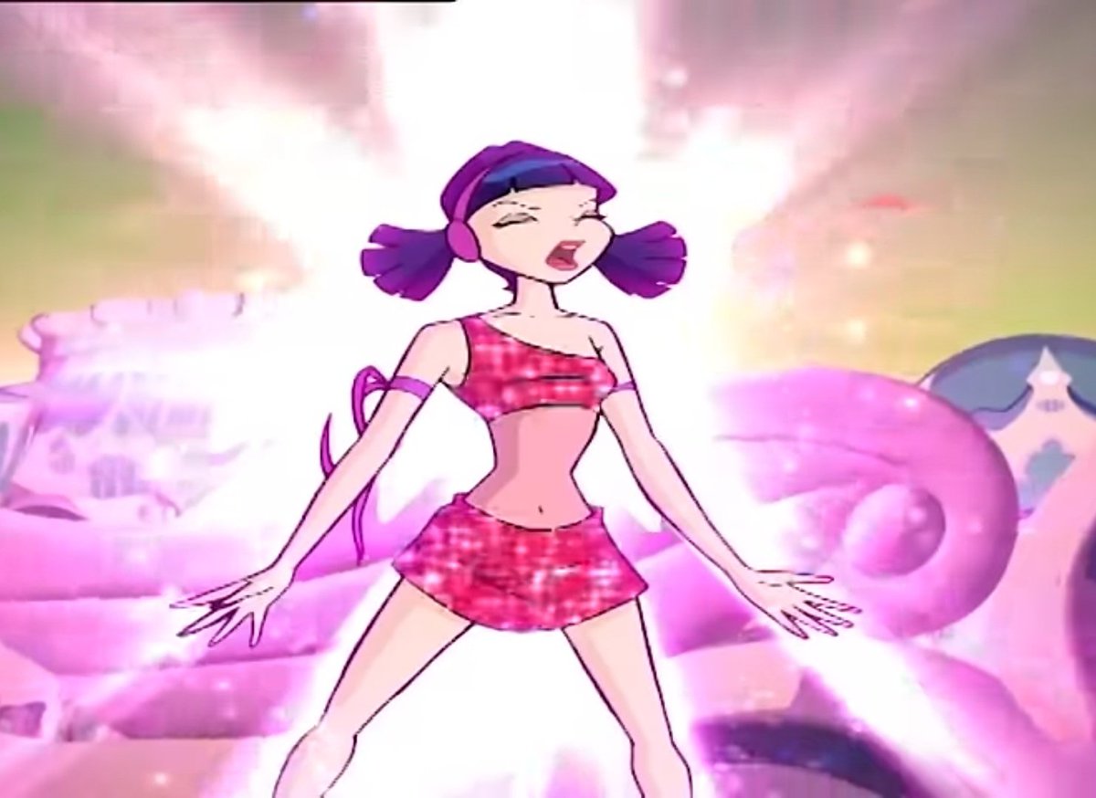 RandomSisco's tweet photo. Throwback to when the Winx would switch up their Magic Winx hair. https://t.co/BX0pKPgPGw