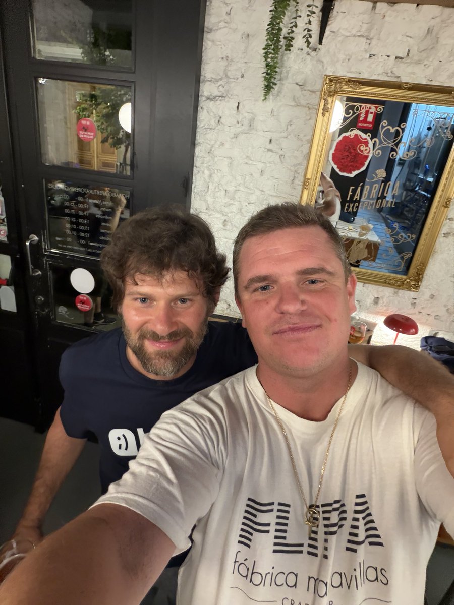 zaryn's tweet photo. Zdog and Nflink. Tuenti OGs. https://t.co/cZbCgOHpbT