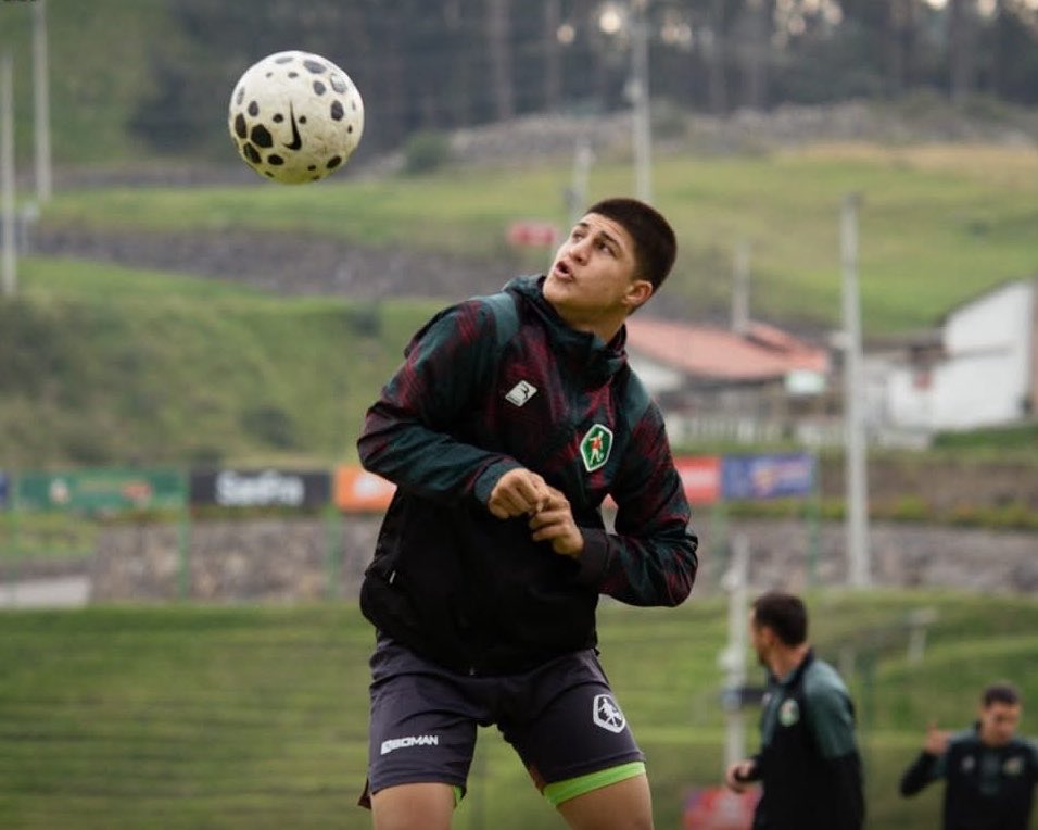 Jorfertai's tweet photo. Osman Pico finiquito su vínculo con Mushuc Runa SC. El volante ofensivo es jugador libre.

✅ Tiene en firme algunas propuestas de Serie A y B. https://t.co/5aZYi4I2RX