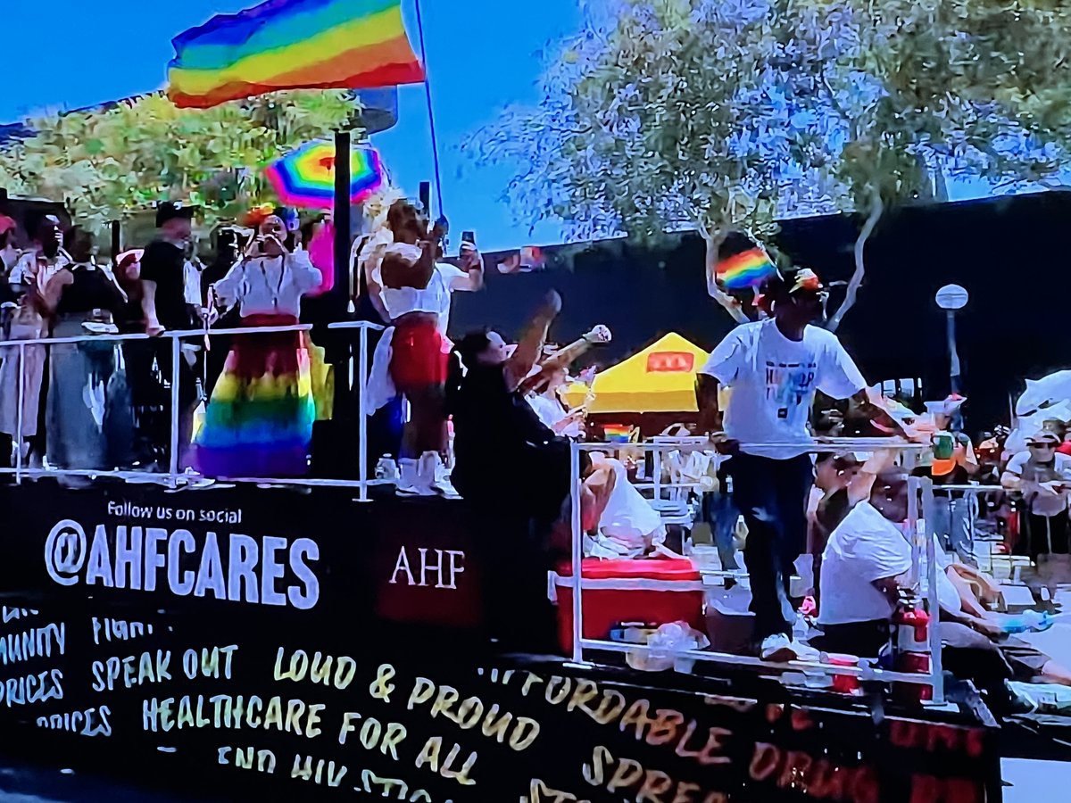 WokeOnArrival's tweet photo. WEHO Pride 2026! 🏳️‍🌈🏳️‍⚧️🗽✌🏼 https://t.co/Wnhb03f1bE