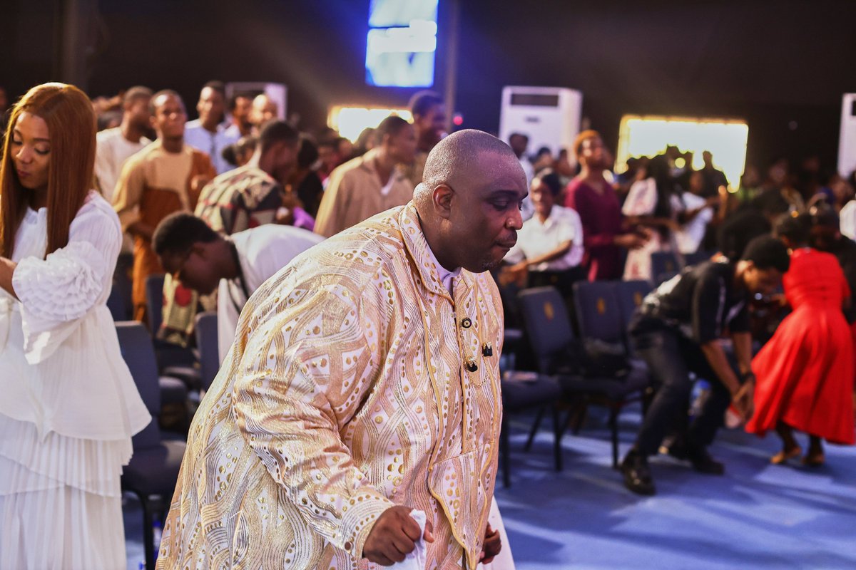 david_ifechukwu's tweet photo. My heart is full of gratitude to God and to everyone who celebrated my birthday. Thank you for your prayers, messages, gifts, and love from all over the world. I’m honoured.  
My prayer is that God will reward you and preserve you and your families.
 Pastor David Ifechukwu https://t.co/GuFXkhfsGF