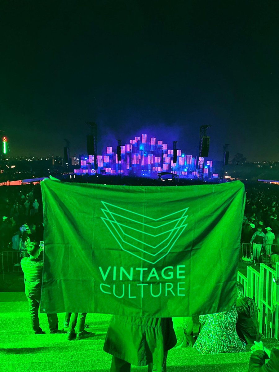 rickbernal9's tweet photo. Que set foda! Que experiência, que vivencia! Obrigado por tudo! @VintageCulture ❤️ https://t.co/RvU4yRr2q0