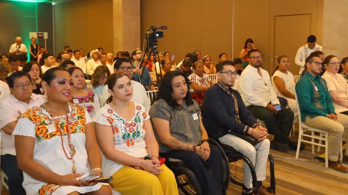 ely_olvera12's tweet photo. Con el Programa de Atención Itinerante,  la @DefensoriaTEPJF llega a las entidades donde no se había hecho. 

Difundimos y atendemos los servicios gratuitos d defensa en materia político-electoral a las poblaciones históricamente excluidas.

 ¡Conócenos! 
https://t.co/bhBqPmNuQA https://t.co/mplcNT1546