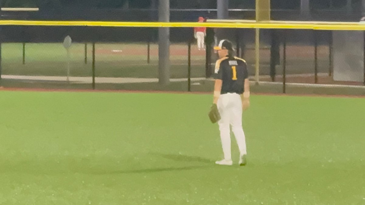 j_moore85's tweet photo. @LoganM10202  
27’ SS/OF
PBT Great Lakes Open 17u
4 Games
12 PA
10 AB
8 QAB
.400 AVG
.500 OBP
1.300 OPS
.800 SLG
4 H
4 RBI
@PrepBaseINScout 
@PrepBaseballIN 
@CanesMidwest @NCSARaymond @SparkplugSports https://t.co/g8ExSFOv7Z