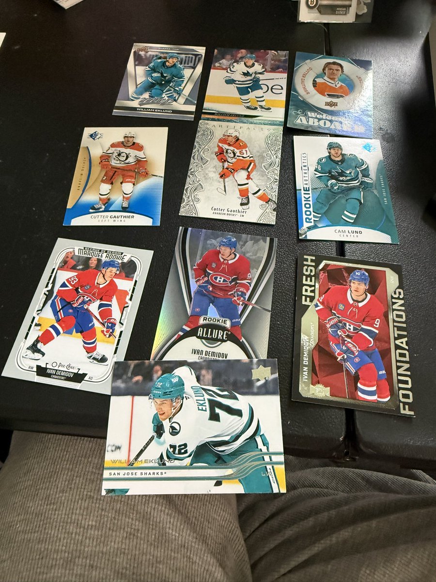 GEEKIE39's tweet photo. new cards for sale and trade !! https://t.co/DyE4w814JY