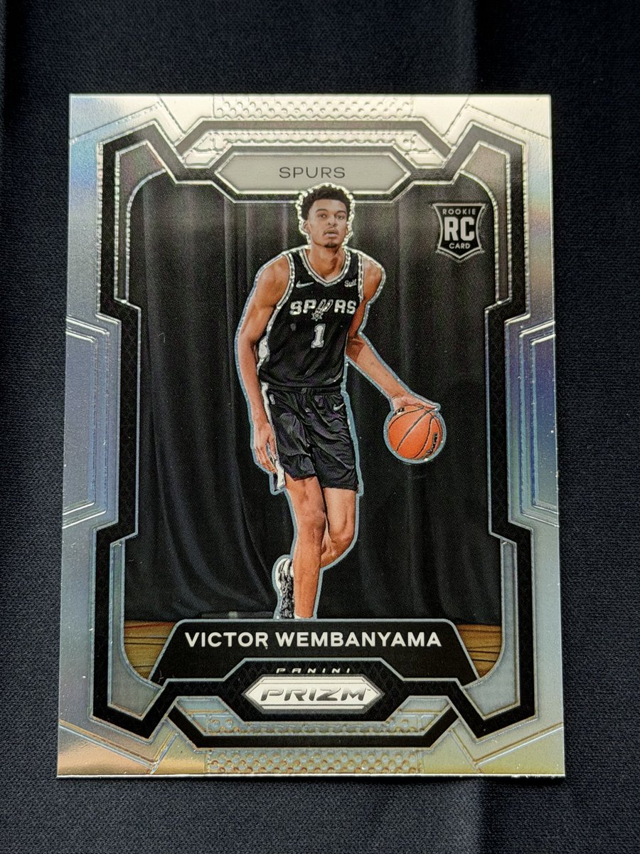 fish_killah's tweet photo. Just pulled &amp; being told by guys smarter &amp; bigger in the hobby than myself that this is off-centered. “Don’t bother subbing it, off centered”.  What do you guys think?!? Be honest. @CardPurchaser  #Wemby https://t.co/J67GNUnV8m
