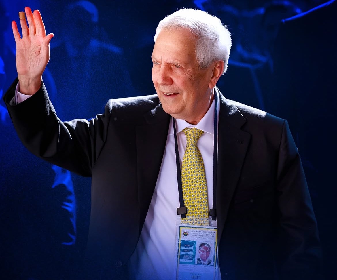 ummu__24's tweet photo. Yine yeniden☺️💛💙
#fenerbahçe #AzizYıldırım #AzizYıldırımlaYeniden https://t.co/UFMXuoyzWi