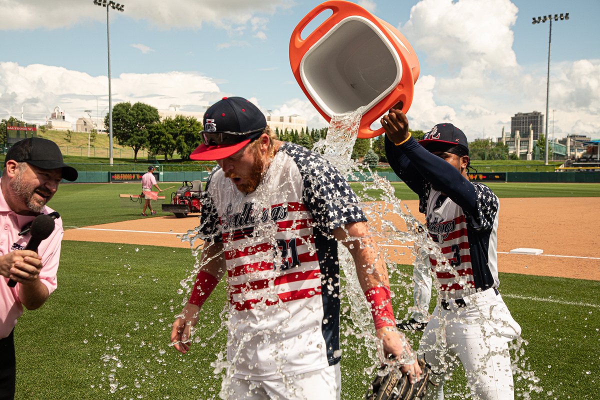 saltdogsball's tweet photo. Ask us how many home runs we've hit this weekend... 
The answer is 5. 
#saltdogs #yourlocaltraditionplayson https://t.co/iKdxz5N4qb