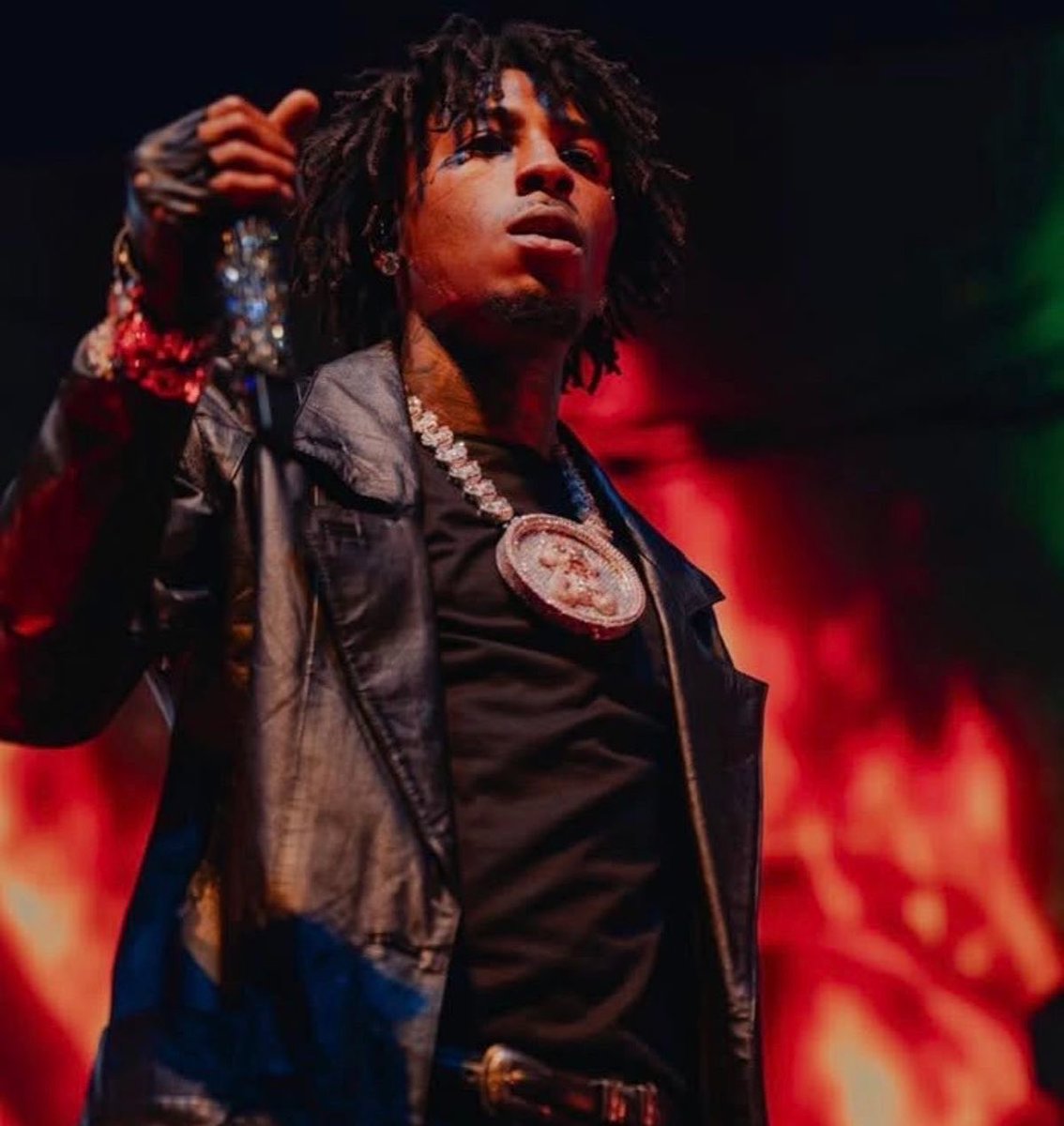 akzwhomatter's tweet photo. EST Gee says he wants to do a song with NBA YoungBoy 👀 https://t.co/Ne5zZBO7MZ