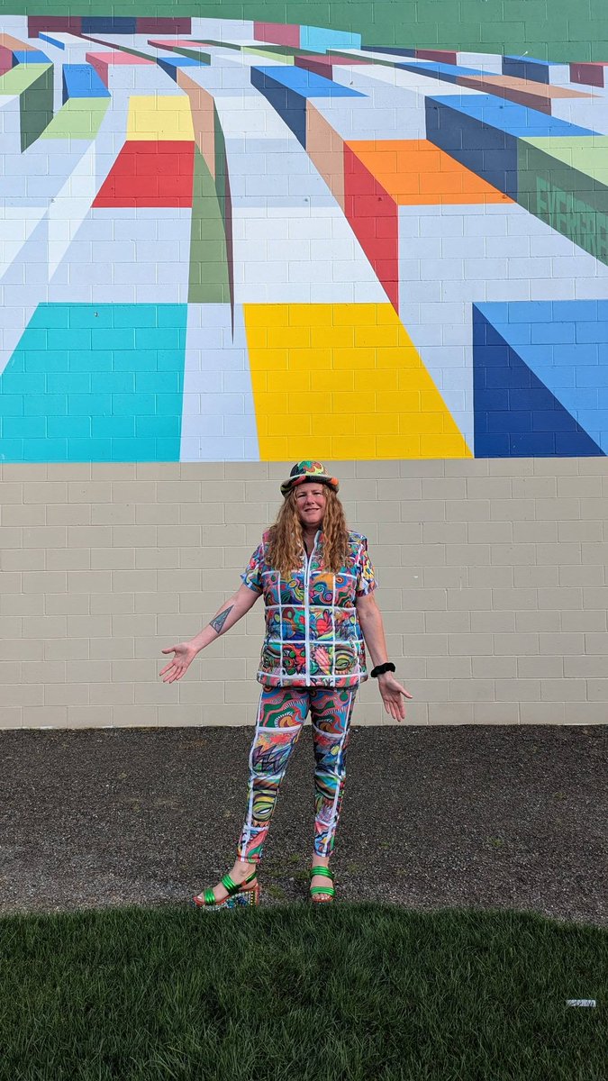 goddesskring's tweet photo. Art Car events i am in:  Fremont Fair June 20th and 21st  will be in  the solstice parade dancing in costume with Goddess KRING Music my car parked all day with all the others!, 4th July Parade  in Bothell, Lake City Way Summer Festival August 1st, Sea Scare Parade   August 12th https://t.co/VZXVSNYIEt