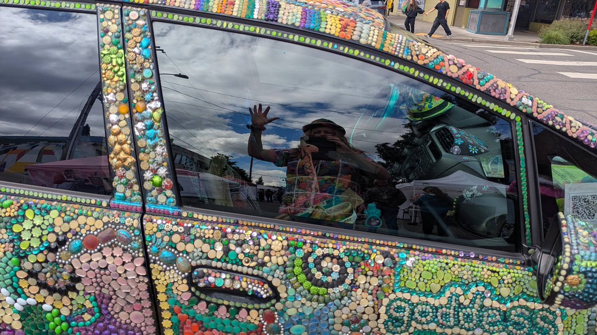 goddesskring's tweet photo. Art Car events i am in:  Fremont Fair June 20th and 21st  will be in  the solstice parade dancing in costume with Goddess KRING Music my car parked all day with all the others!, 4th July Parade  in Bothell, Lake City Way Summer Festival August 1st, Sea Scare Parade   August 12th https://t.co/VZXVSNYIEt