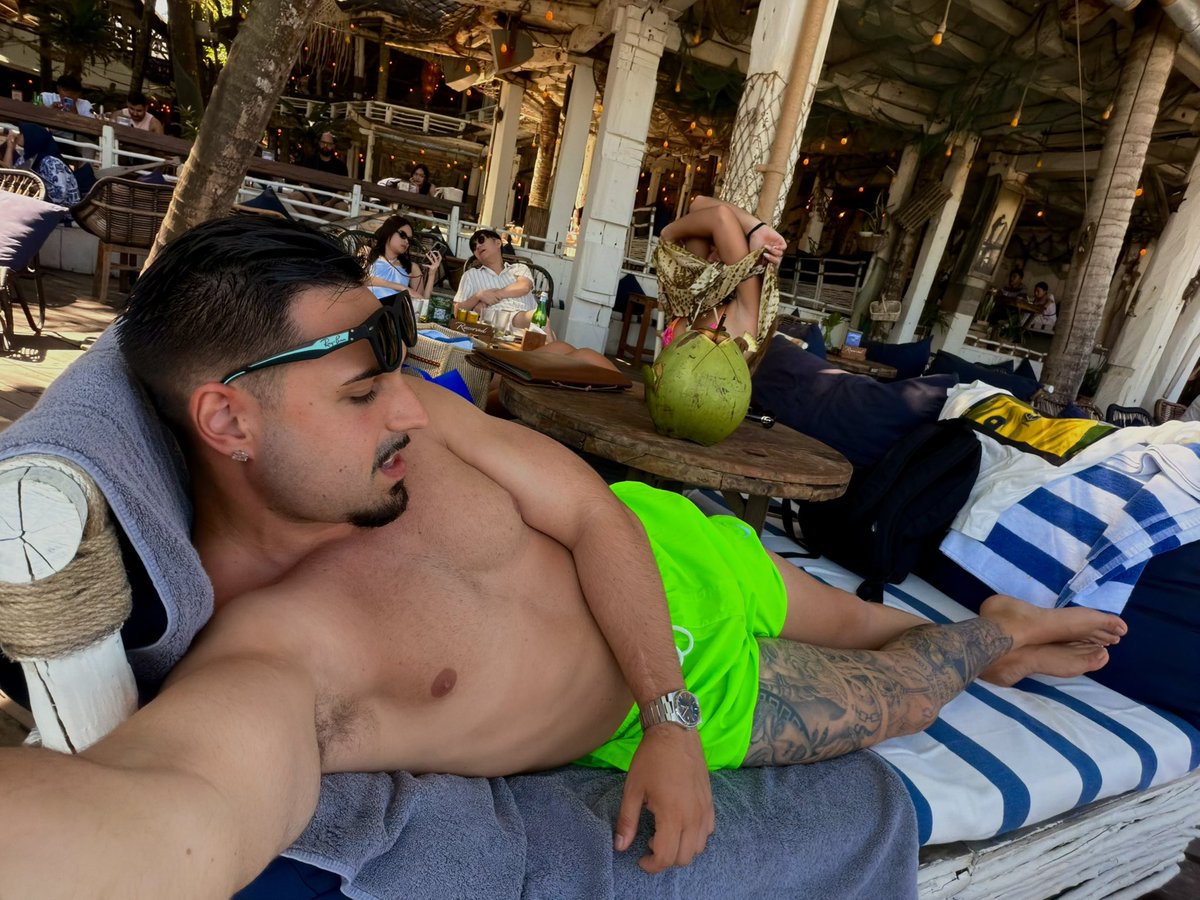 serginkid's tweet photo. Island lifeeee https://t.co/4c3e2gEXuH