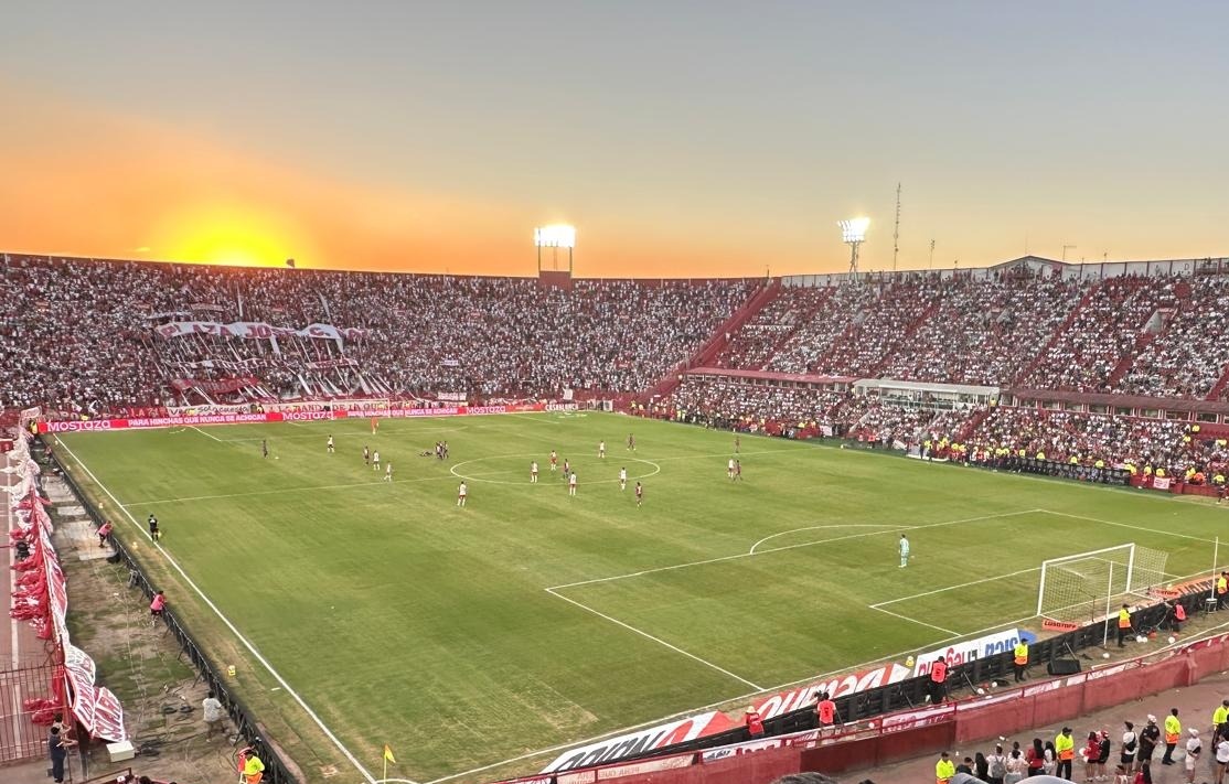 SEHuracan's tweet photo. 🏠 Los 8 partidos que #Huracán va a disputar de local en la fase regular del Clausura:

•Fecha 1: Banfield.
•Fecha 3: Atlético Tucuman.
•Fecha 6: Riestra.
•Fecha 7: Estudiantes de Rio Cuarto.
•Fecha 9: Racing.
•Fecha 11: Aldosivi.
•Fecha 13: Gimnasia.
•Fecha 15: Tigre. https://t.co/rcbD0CMoLC