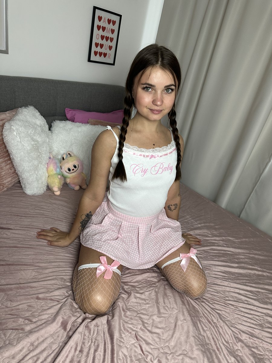 Stacy 🎀 tweet media