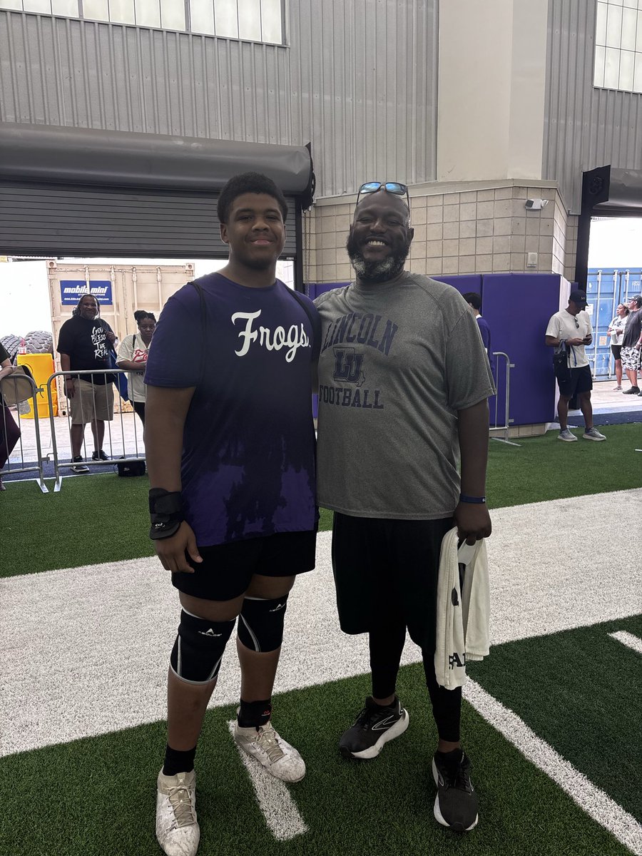 Justin_Mcbridee's tweet photo. Had a great time competing at TCU yesterday! After talking with @coachcalpowell, I’m blessed to say that I have received an offer from @LUMO_FB. Thank you for the opportunity to play at the next level! 

@CoachHarris_LR @CoachWardell @CoachKirkThor @ZachIsGreat_ https://t.co/dB4ebI6Svm