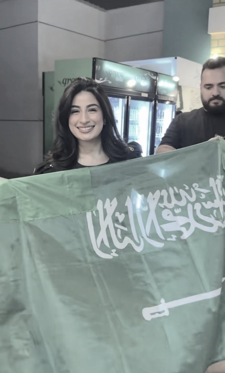 itsrateelonly's tweet photo. بنتنا و حبيبتنا 💚💚💚💚☹️
@rahafmohammedd https://t.co/Nvum9zsw5L