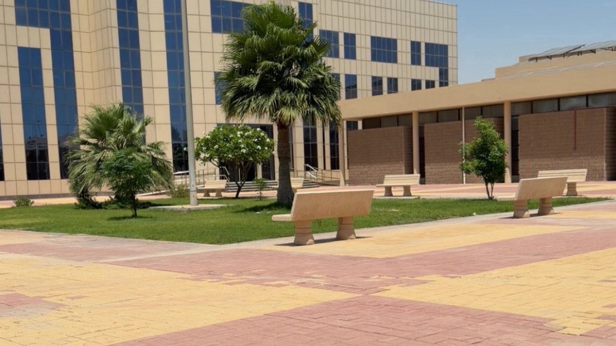 96r8_'s tweet photo. مجبور انا اعيش من بعد فراقك . https://t.co/XAhvkGgFvf