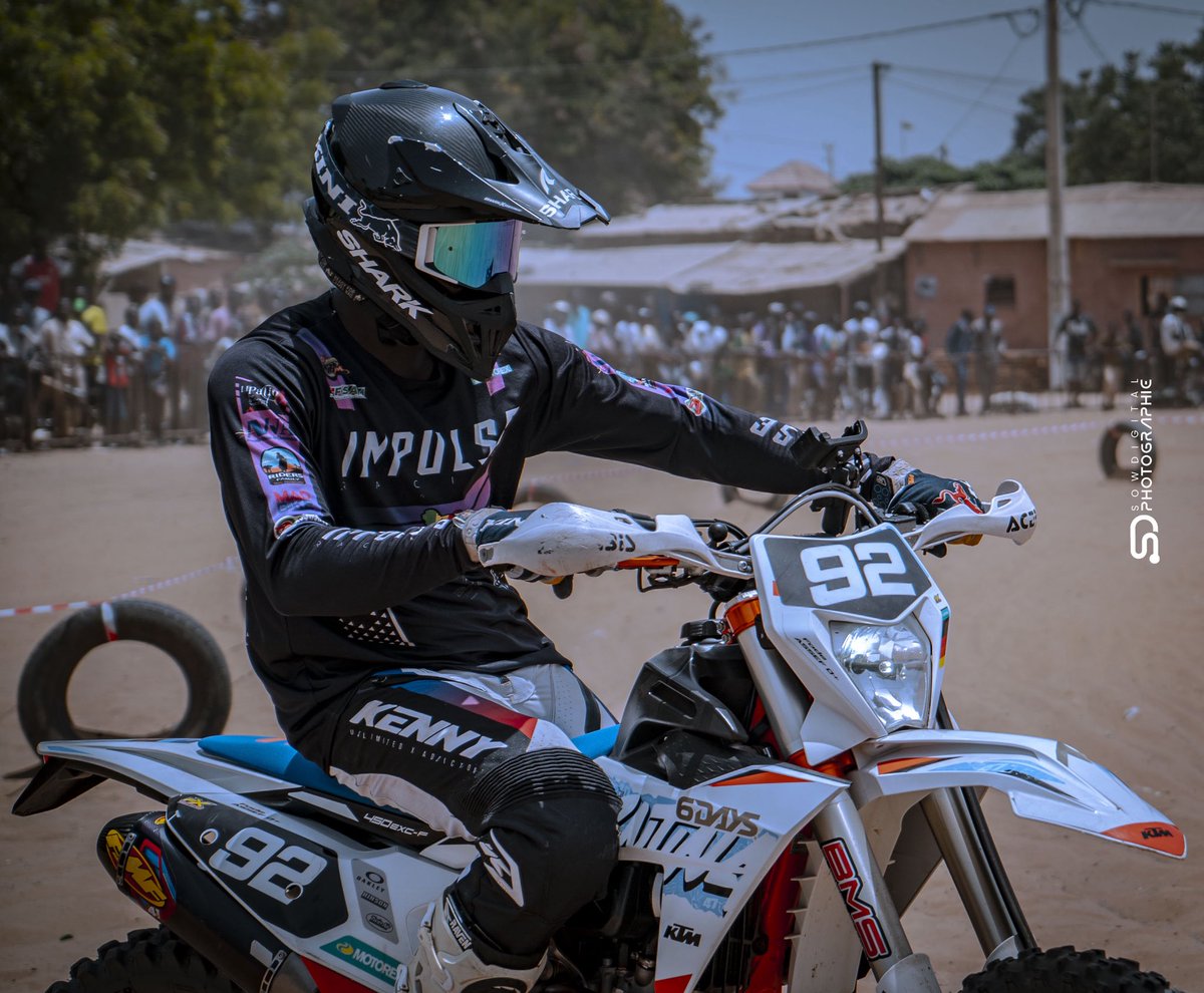 sowdigital221's tweet photo. 📸 Retour en images sur la journée d’hommage organisée par le #MbourMotoClub.
@bayefalcivilise 
#groupe_sowdigital 📸 https://t.co/fhuwyoybOm