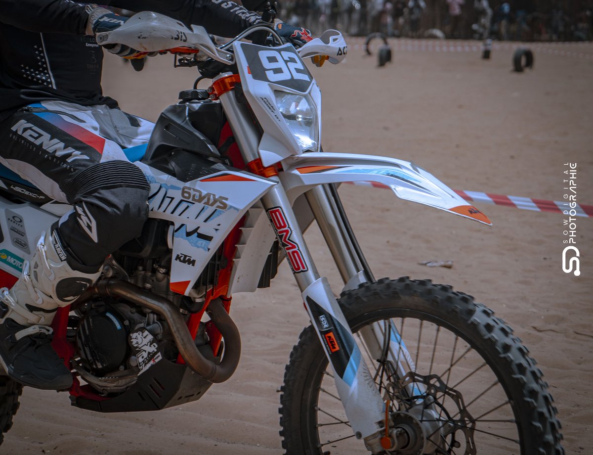 sowdigital221's tweet photo. 📸 Retour en images sur la journée d’hommage organisée par le #MbourMotoClub.
@bayefalcivilise 
#groupe_sowdigital 📸 https://t.co/fhuwyoybOm