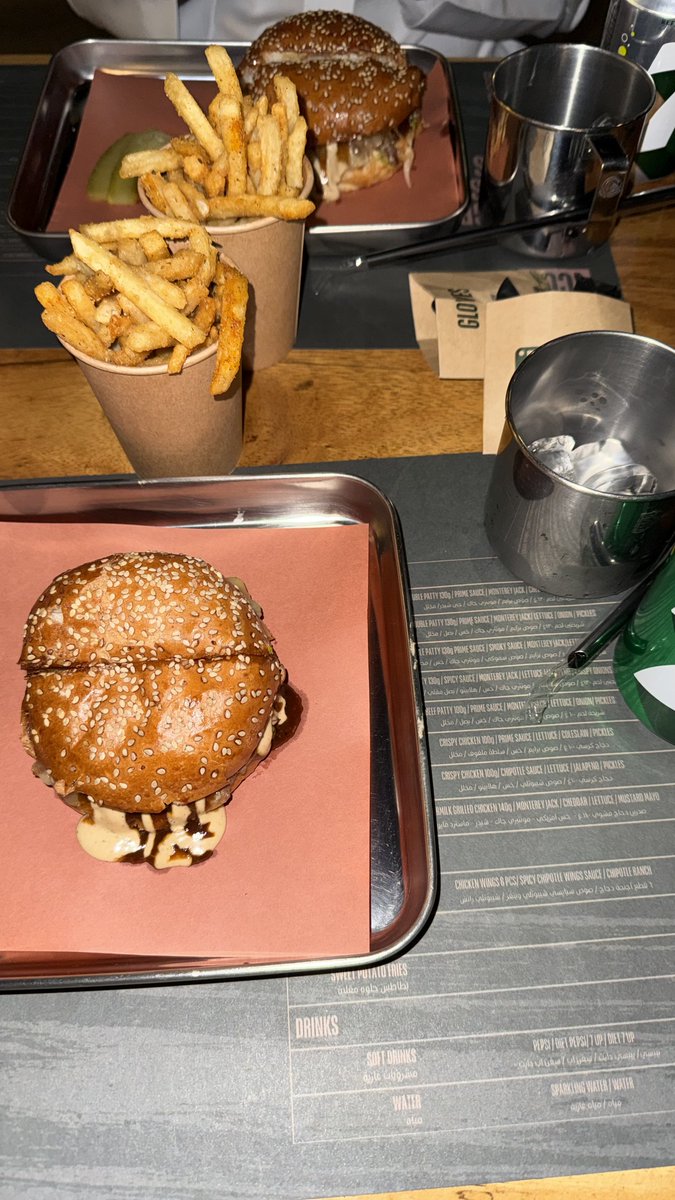 F_lov8's tweet photo. The best dinner😋 Primecut✨ https://t.co/DkU61EbzwH