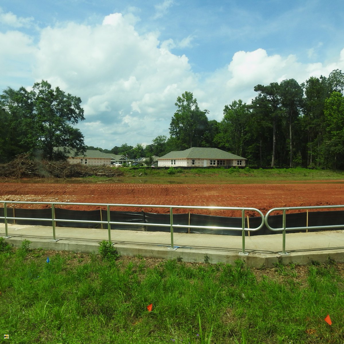 SouthAreaPhoto's tweet photo. The photos say a lot about the development greed
#crestviewflorida #florida #okaloosacounty #nikon #southareaphotography #photography https://t.co/R6cSQYh9Kx