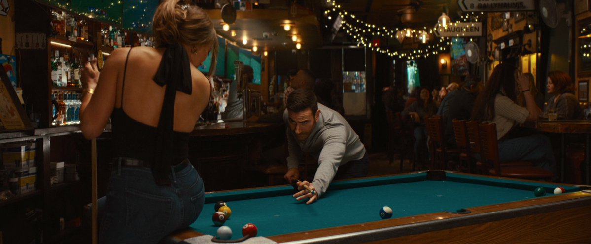 makrambles's tweet photo. need Jennifer Lopez and Brett Goldstein to star in many more rom-coms (from 'Office Romance' on Netflix) https://t.co/HmGfBmMFRr