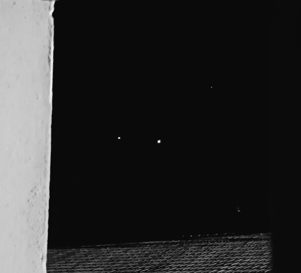 madafakei's tweet photo. Insignificantes https://t.co/gm4RtGXEDf