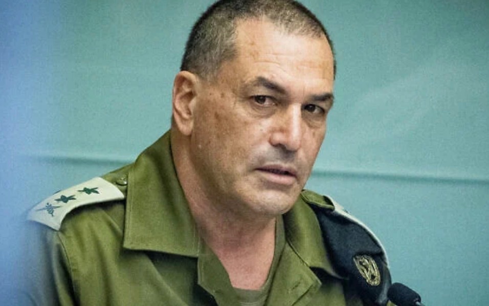MOSSADil's tweet photo. 🇮🇱 IDF Chief of Staff Lt. Gen. Eyal Zamir says the military is ready to respond to Iran’s missile attack and “the IDF will strike the enemy with force the moment the green light is given.”

The IDF is awaiting approval from Israel’s political leadership, while President Trump has reportedly urged Prime Minister Netanyahu not to retaliate.
