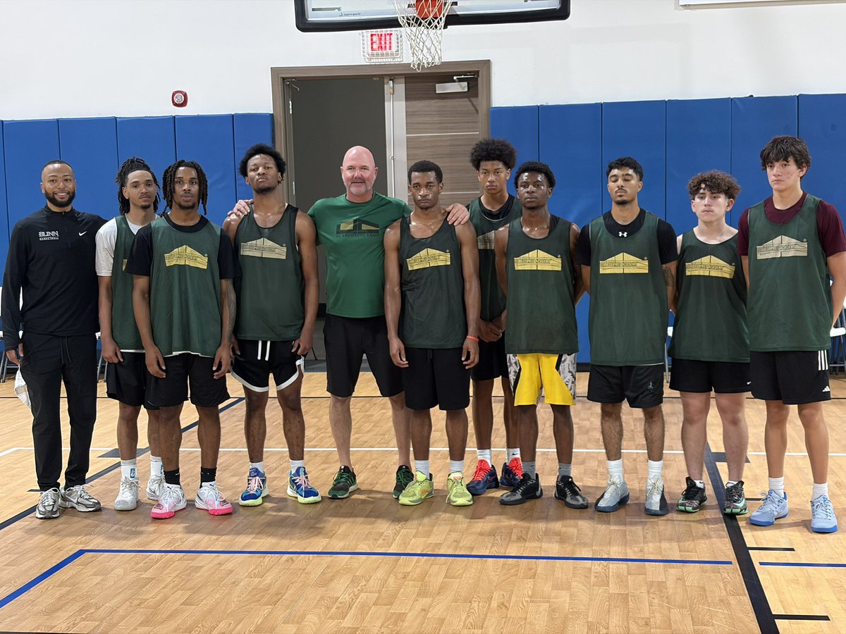 Russell "Coach V" Vanlandingham tweet media