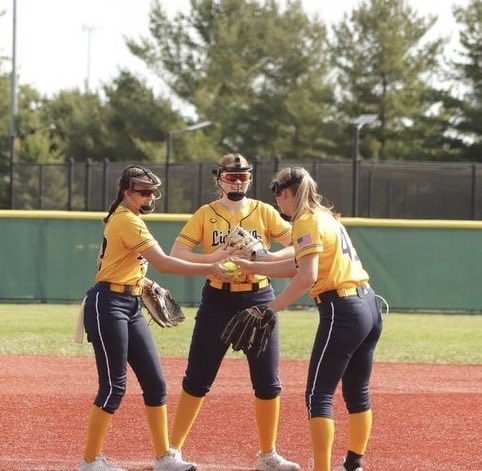 NLLightningST's tweet photo. 6/7/26
Queen of the Hill (Bracket)
• Kayla Syring 2H/2B-Walk Off hit!
• Isabella Ascarelli 2H/2B
• Keira Ahramovich 2H/3B
Defensive Gems:
• Payton Psinas OF
• Gisele Ascensio IF
@kayla_syring1 @izzy_ascarelli @AhramovichKeira @PaytonPsinas @GigiAscencio44 @tagupSoftball https://t.co/hpj2NpBkpa