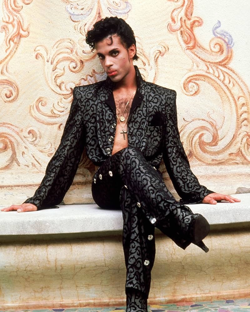 RaniLovezYou's tweet photo. Happy heavenly birthday, Mr. Nelson. 🕊️ Still missing you, still inspired by you. 💜

#princeday 
#prince4ever 
#june7th https://t.co/bqXBw2DbX0