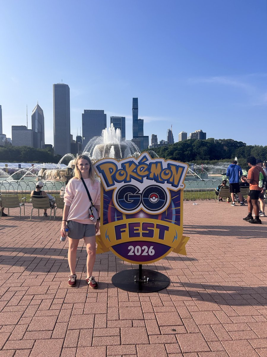 _Espeonaa's tweet photo. Leaving the Windy City with lots of great memories 💕 so glad I stepped out of my comfort zone and met so many amazing people from twitch! Can’t wait to attend my next event!! #pokemongo #gofest #pokemongochicago #chicago https://t.co/UbvA0vro3H