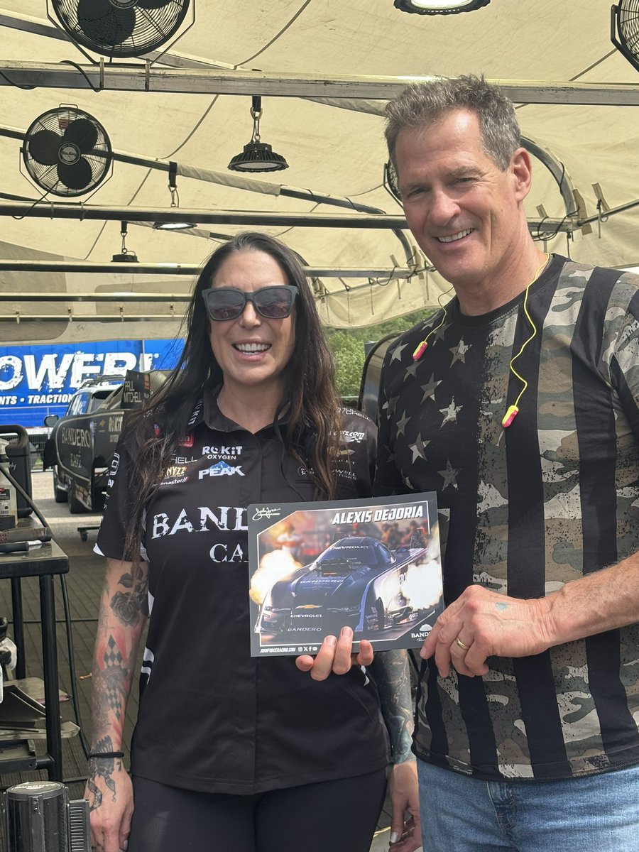 SenScottBrown's tweet photo. Thrilling day at the NHRA New England Nationals! Had to grab earplugs and nearly got blown away by the speed of the cars. Awesome to see so many families enjoying a great American tradition. Honored to meet some of the world’s top drivers and hear from supporters 
Who said hello. 🇺🇸🏎️🏁#NHRA #NewEnglandNationals