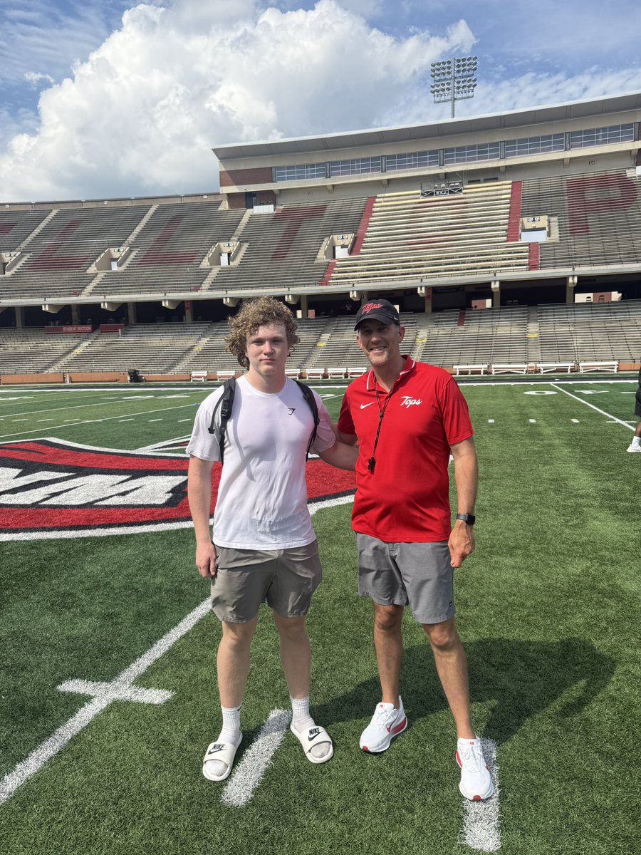 charliehigdon44's tweet photo. Had a great camp at @WKUFootball 
@WKURecruiting @CoachLindsey @MCHFC_Brooks78 @McCrackenStangs https://t.co/xRPxKiVPJy