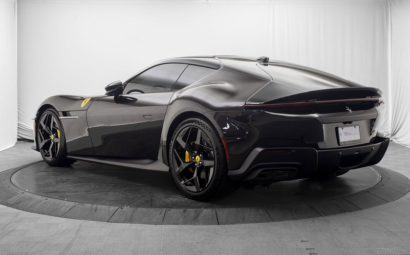 ExoticCarList's tweet photo. 2025 Ferrari 12Cilindri https://t.co/q9YZw5gudf