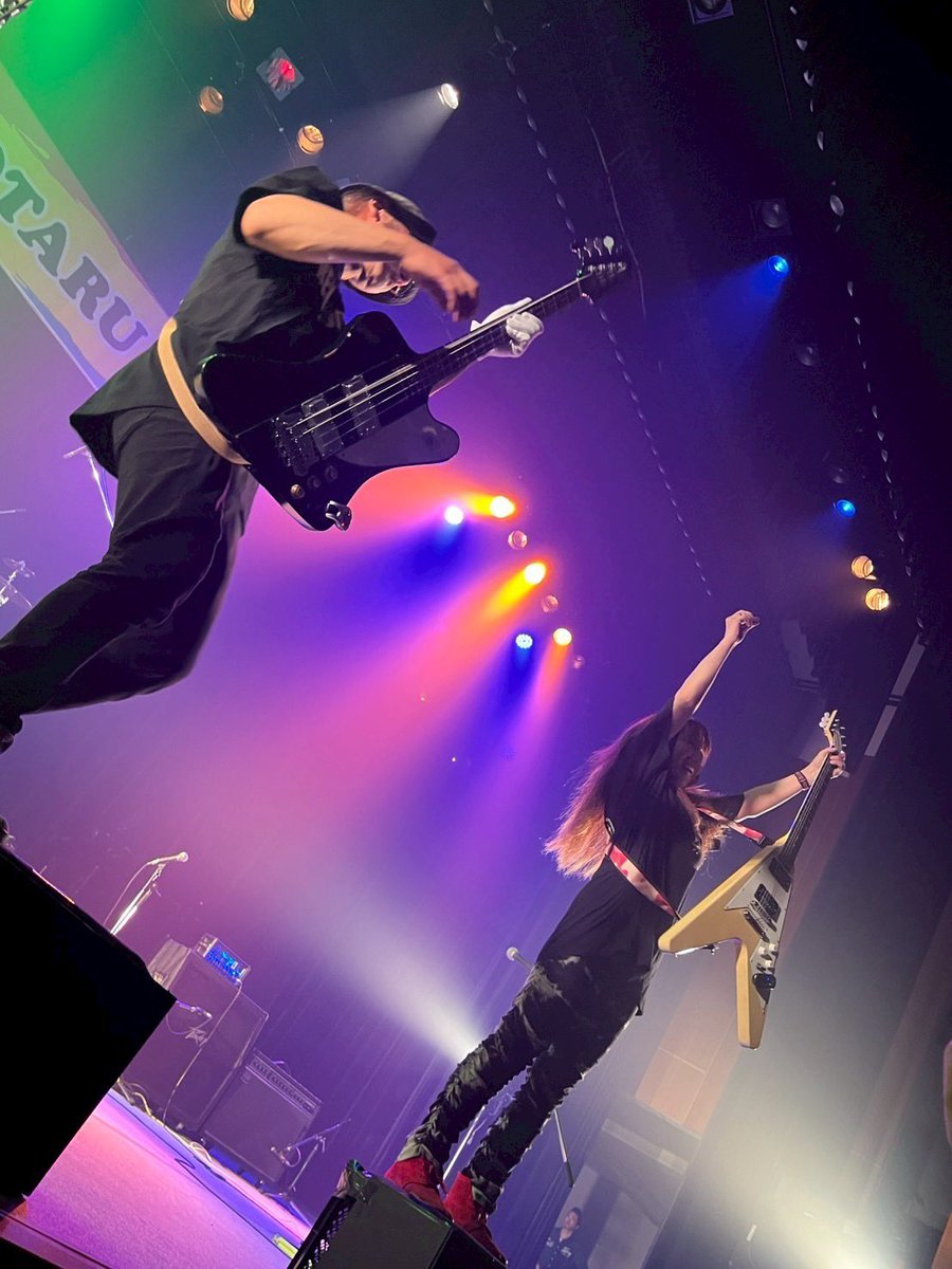 fkyoko's tweet photo. 昨日のホタルフェスはお立ち台があったんだけど、乗ったら後ろに倒れそうでまぁまぁ怖かった！笑😂 https://t.co/U34D4lnuYk