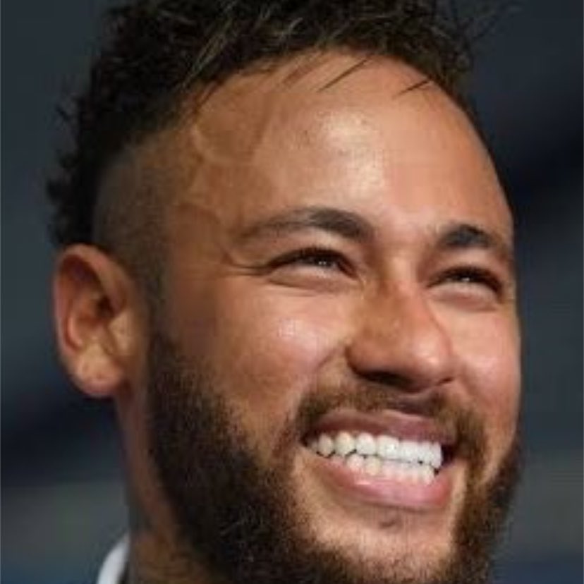 _osamm's tweet photo. eu se o Brasil for eliminado na fase de grupos perdendo todos jogos // eu se o Brasil for campeão da copa https://t.co/YjJCFc091I