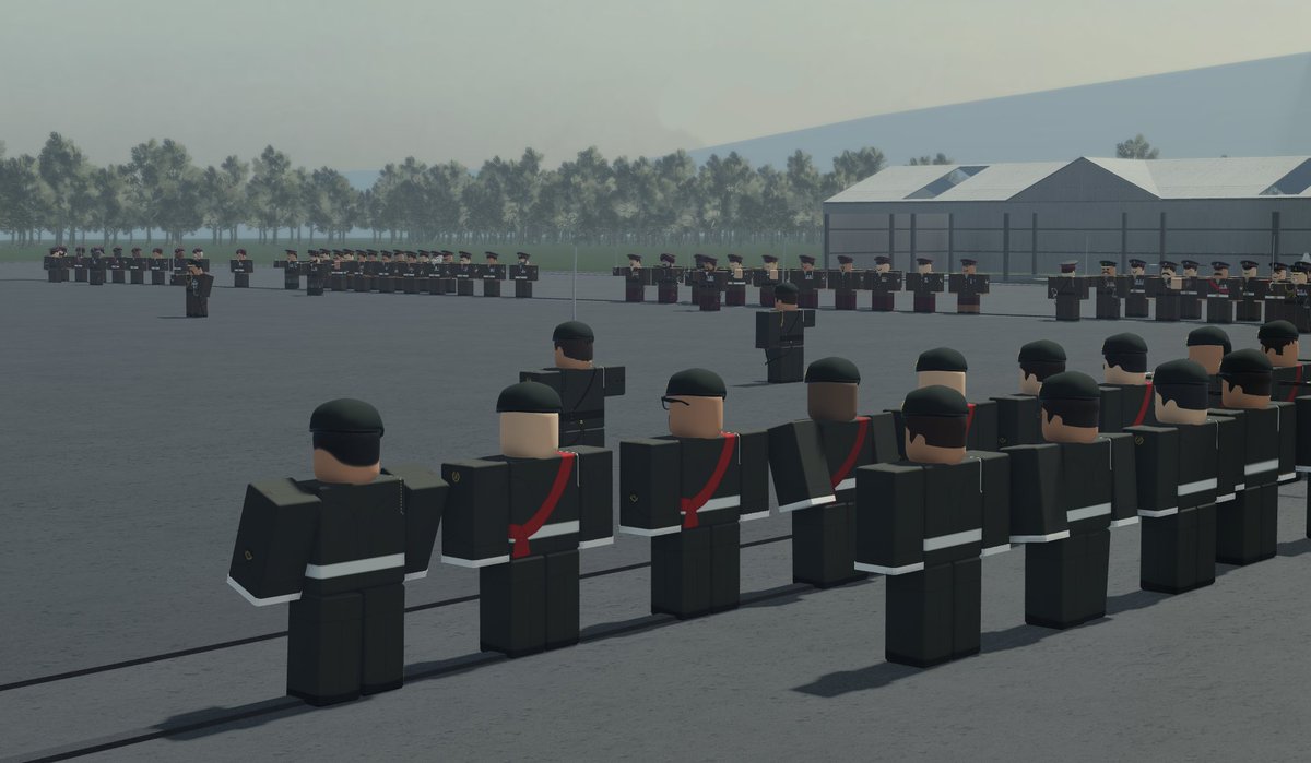 MODRblx_'s tweet photo. Tonight, the British Armed Forces assembled for their bi-weekly inspection, demonstrating their continued commitment to discipline and service.

HM The King alongside the Duke of Gloucester, the Duke of York and the Chiefs of Staff were present to interact with the personnel. https://t.co/e87HHjp00U