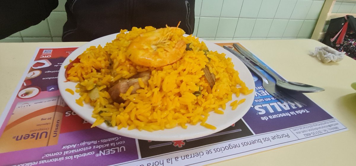 OscarBlancoCdmx's tweet photo. #ExploracionUrbana Para el antojo, la tradicional paella de “Mi fonda” en funciones por más de 50 años, en la calle Lopez 101 Centro #CDMX 🇲🇽🕷 https://t.co/rl6bcM6yg1