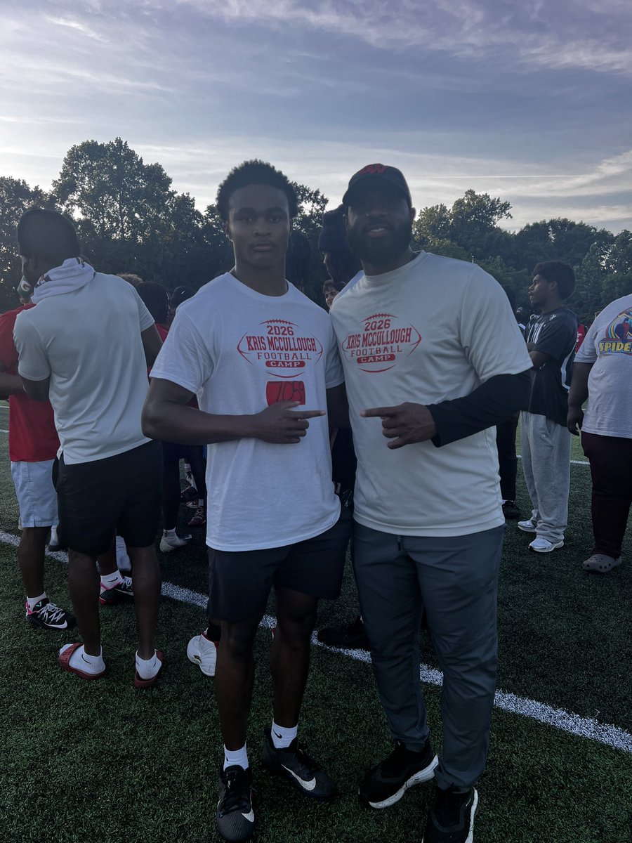 Brown_Evan27's tweet photo. Thanks @GWUFootball for inviting me to your Mega Camp yesterday. #7059. Ran a 4.5-40 and had some good reps during 1 on 1’s. Thanks @CoachGaulden for the talk afterwards. 

@CoachK__Mac @CoachShaw_Jake @ShellJacari @FBRecruitLRHS @pride_leesville @BenKolstad @wco70mack @PrepRedzoneNC @HighSchoolOT @919recruits @sixstarfootball