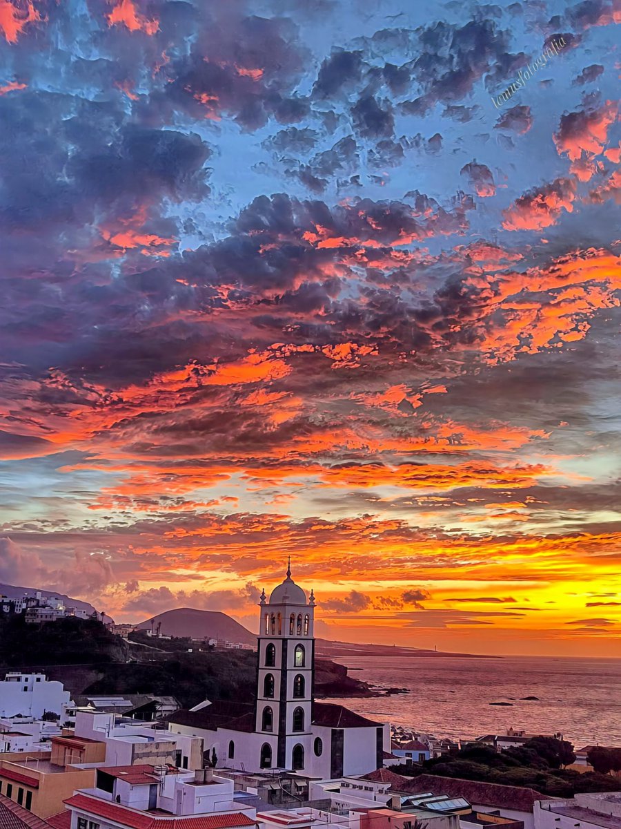 RodriguLemus's tweet photo. GARACHICO...TENERIFE. https://t.co/AnX0zD8cxb