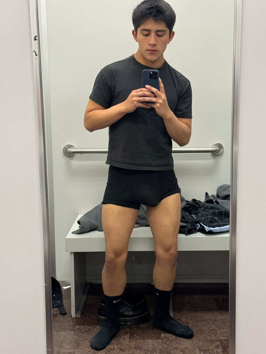 El Chico Hot tweet media