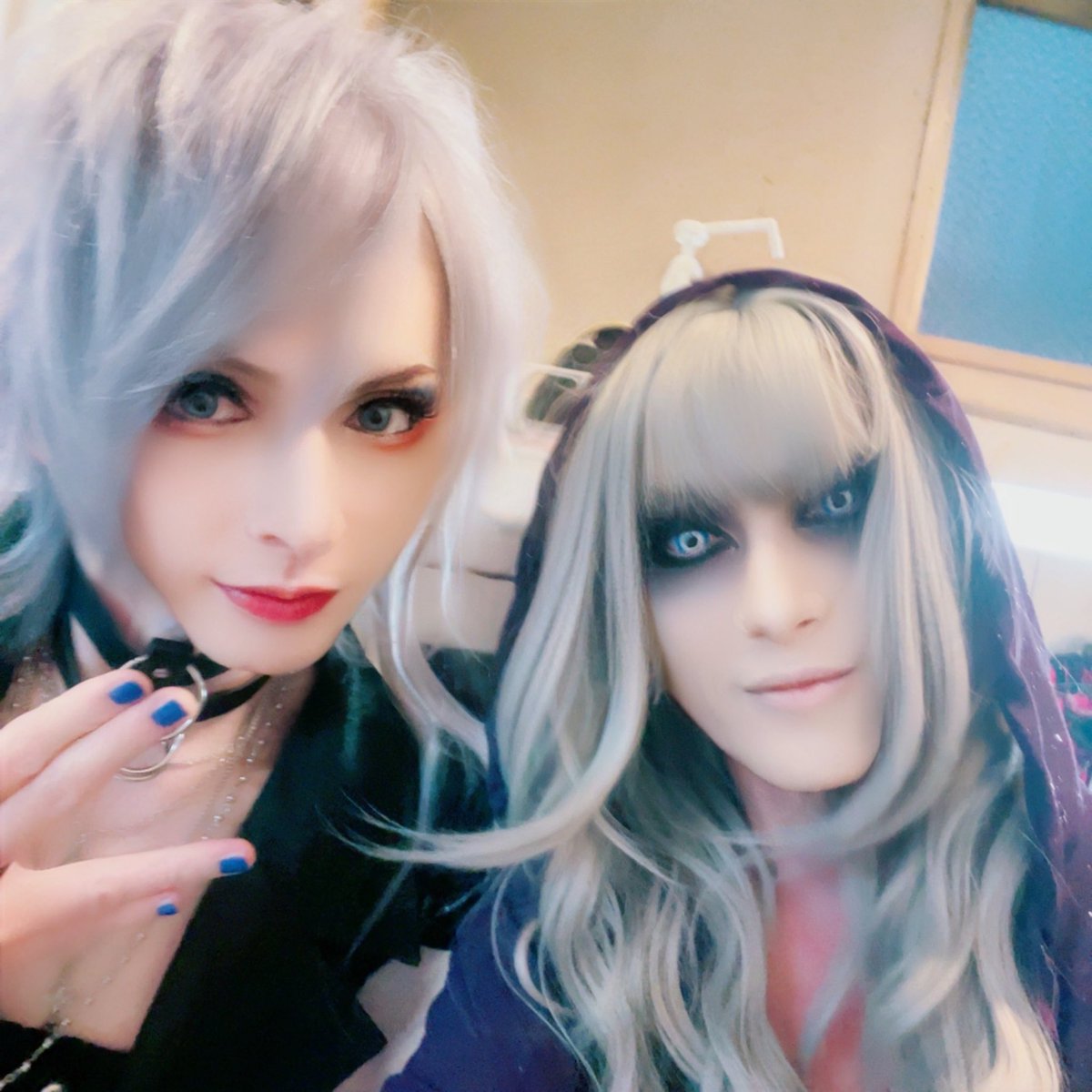 daisuke_side's tweet photo. 昨日のロクサミは　久しぶりに後輩達や
普段、注目していたバンドの子達に会えて
嬉しかったな　ハルカにも会えて元気そうだった👍　みんな頑張ってるなぁ
体力的に死んでたが🫠持ち直したぜ
ありがとう🤘🔥🧟🔥🤘 https://t.co/TXo5mq0W2n